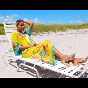 Beautiful brand new light duster made by Ranee